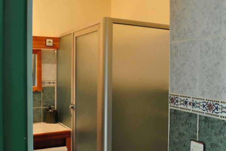 Room 25 of 72