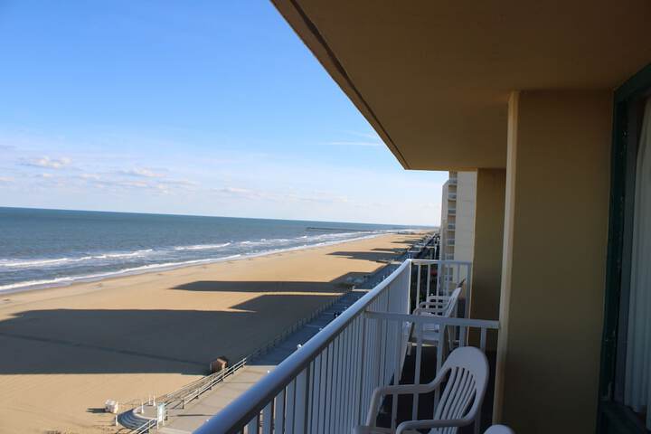2 Queen Beds Ocean View (1 of 11)