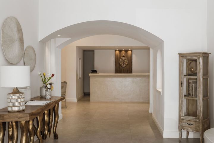 Lobby Entry