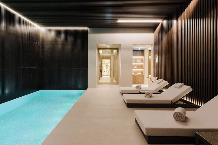 Pool 81 of 150