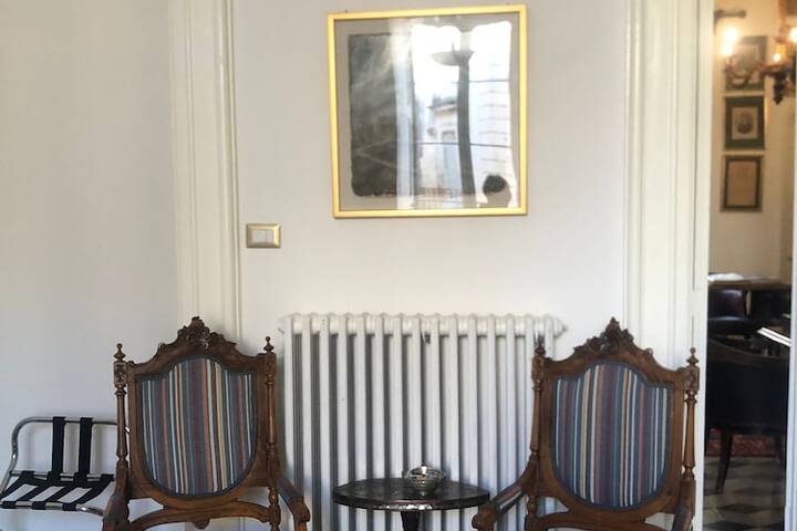 Room 24 of 59
