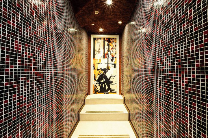 Lobby Entry