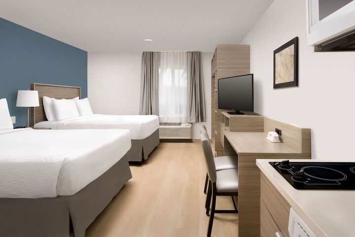 Standard Double Bed (2 of 17)