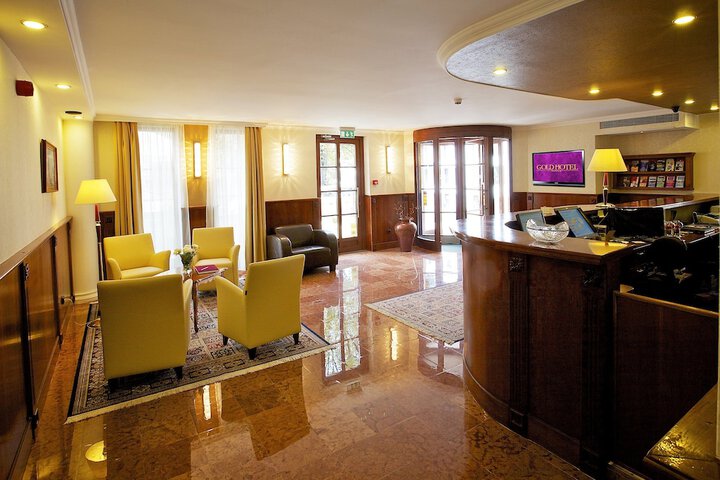 Lobby Entry