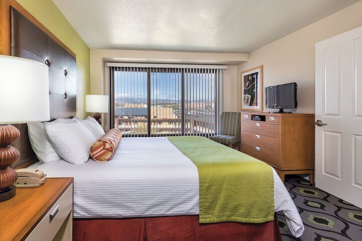 Room 7 of 35