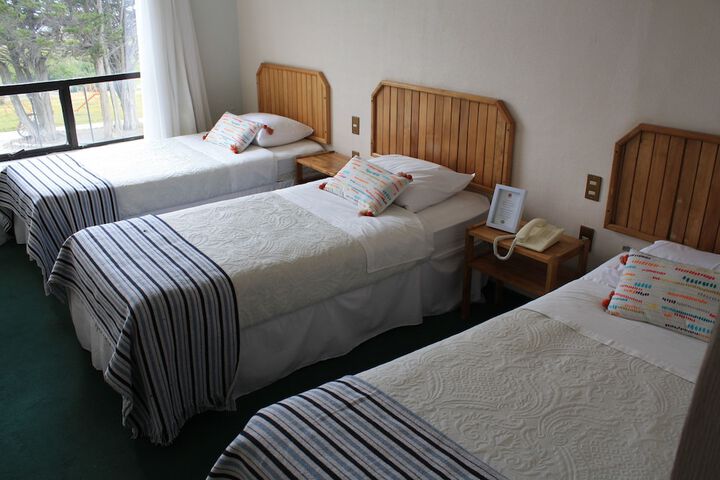 Room 12 of 80
