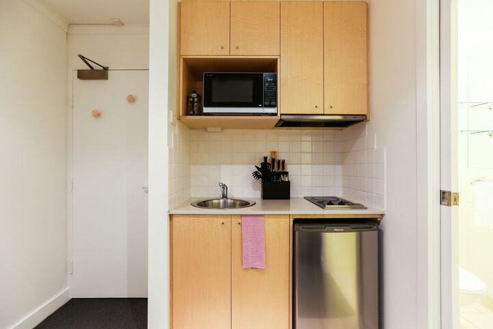 Room 16 of 16