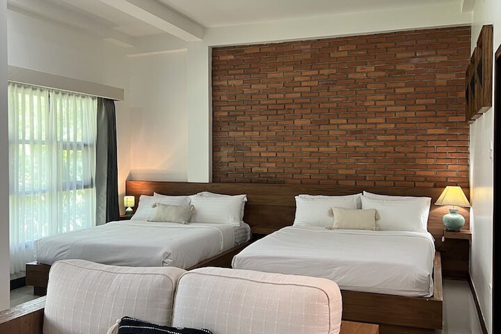 Room 10 of 49