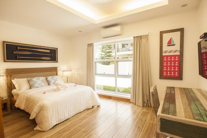 Room 17 of 159