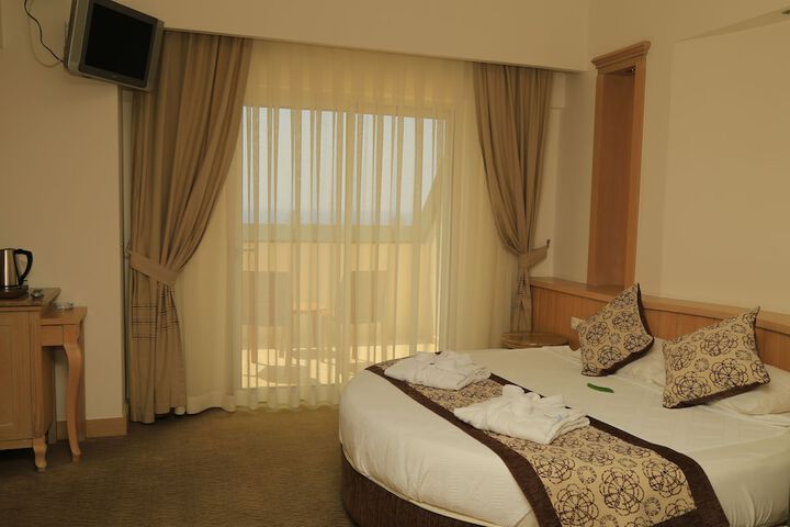 Room 34 of 121
