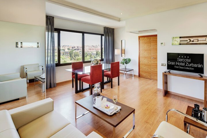 Room 3 of 48