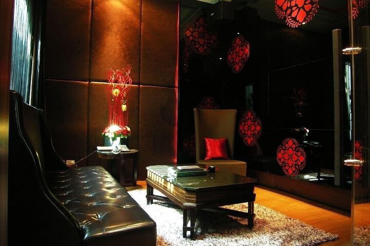 Room 21 of 100