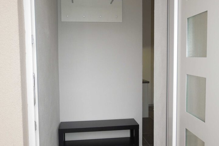 Room 2 of 28