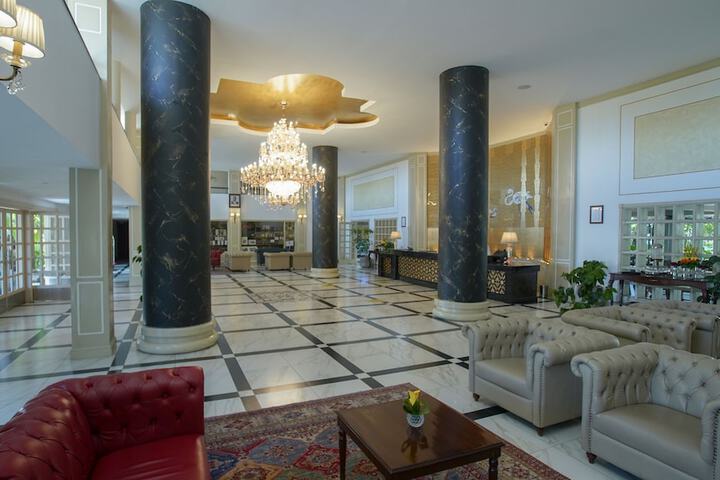 Lobby Photos