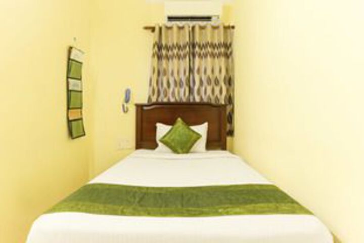 Room 14 of 43