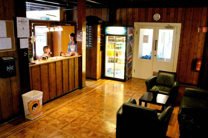 Photo 8