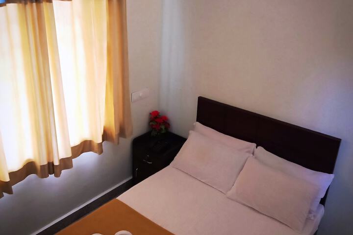 Room 19 of 33