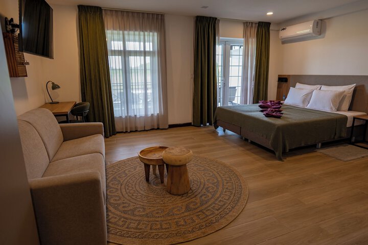 Room 20 of 54