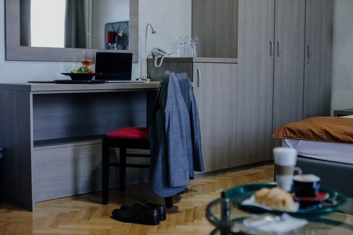Room 26 of 58