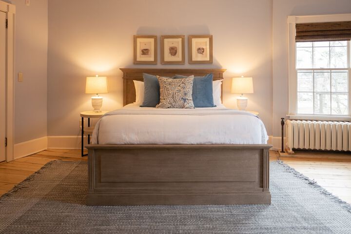 Deluxe Queen Bed (19 of 21)