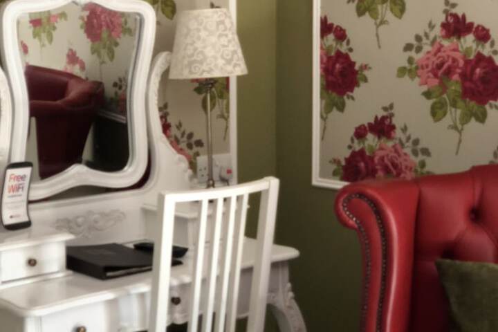 Room 10 of 39