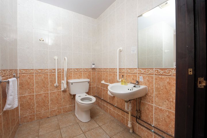 Room 40 of 62