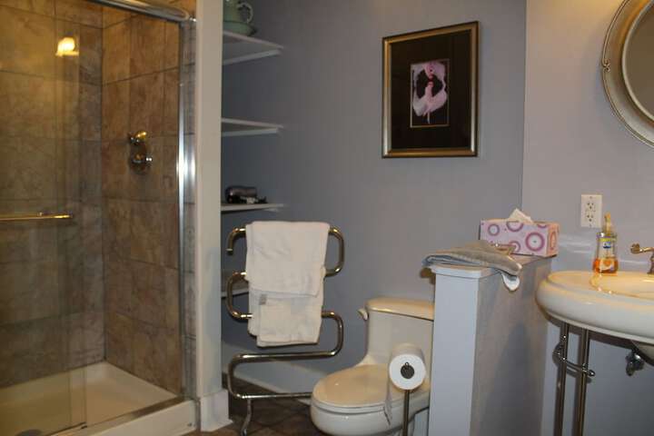 Room 20 of 65
