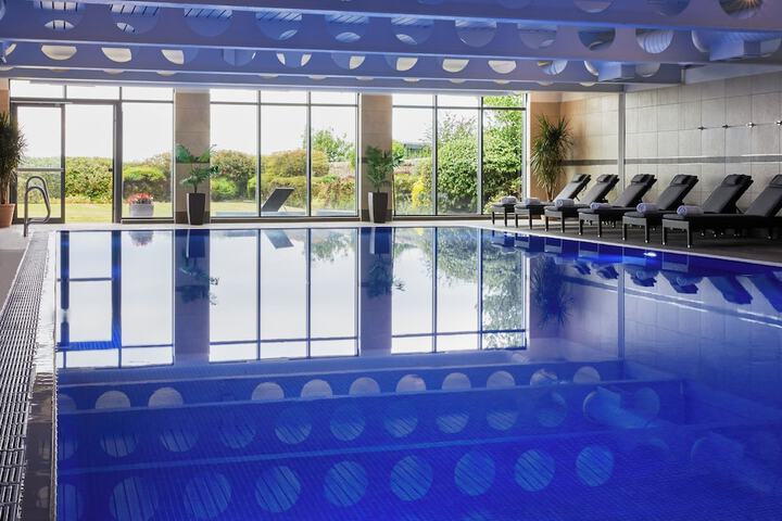 Pool 40 of 58