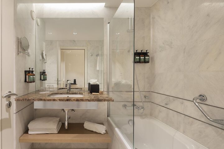 Clean Restrooms
