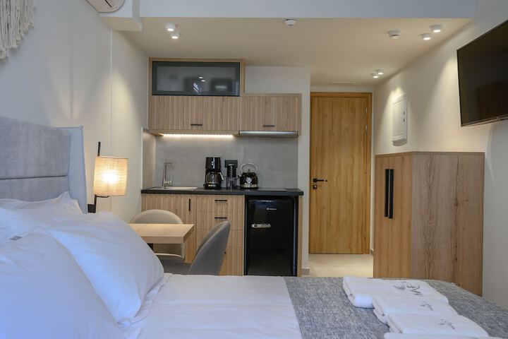 Room 11 of 78