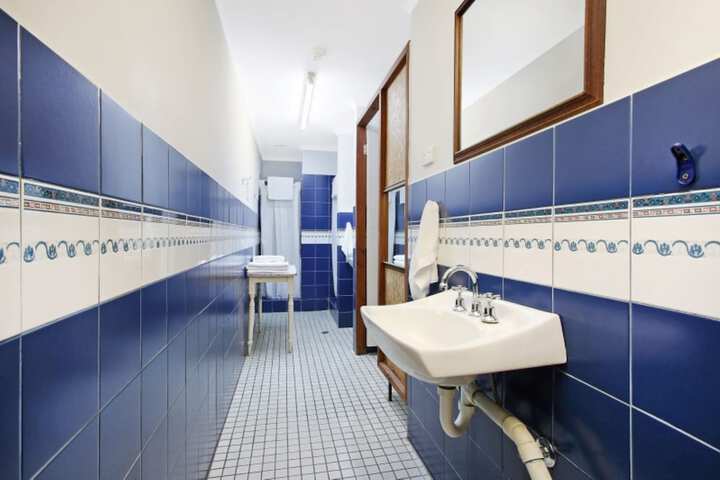 Room 20 of 31