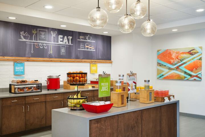 Breakfast area