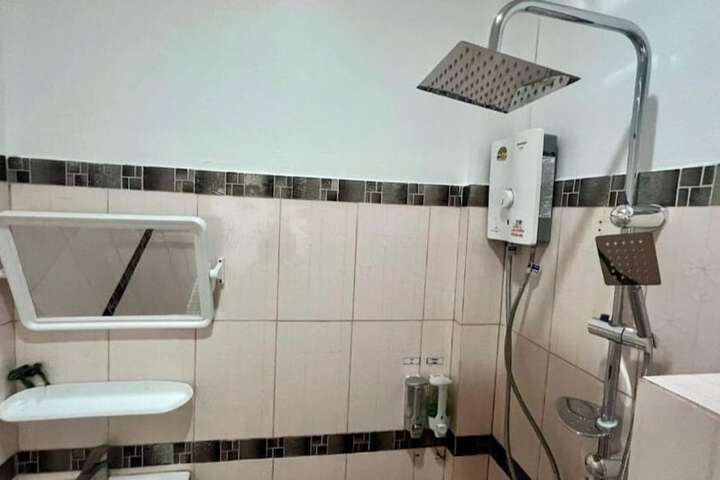 Room 15 of 27