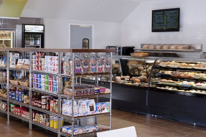Breakfast area