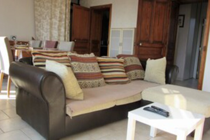 Room 9 of 39
