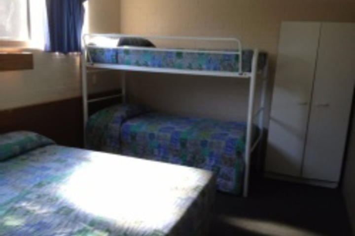 Room 31 of 144
