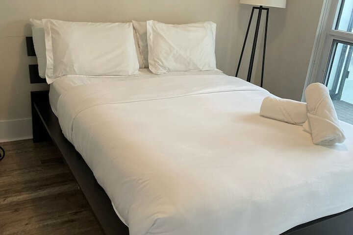 Room 50 of 448