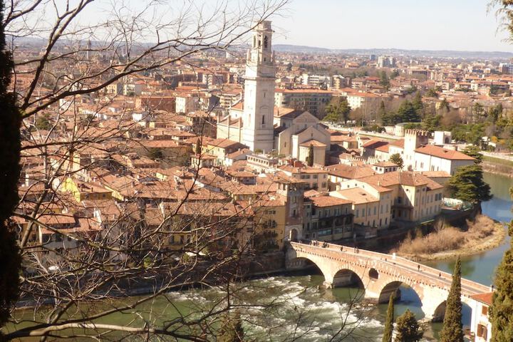 Exterior of LA FINESTRA SUL PONTE BY POSTCARDSFROM