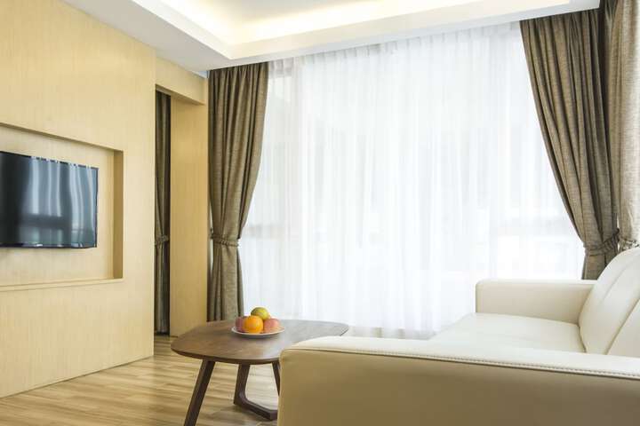 Room 35 of 114