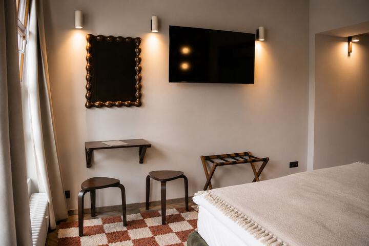 Room 63 of 147