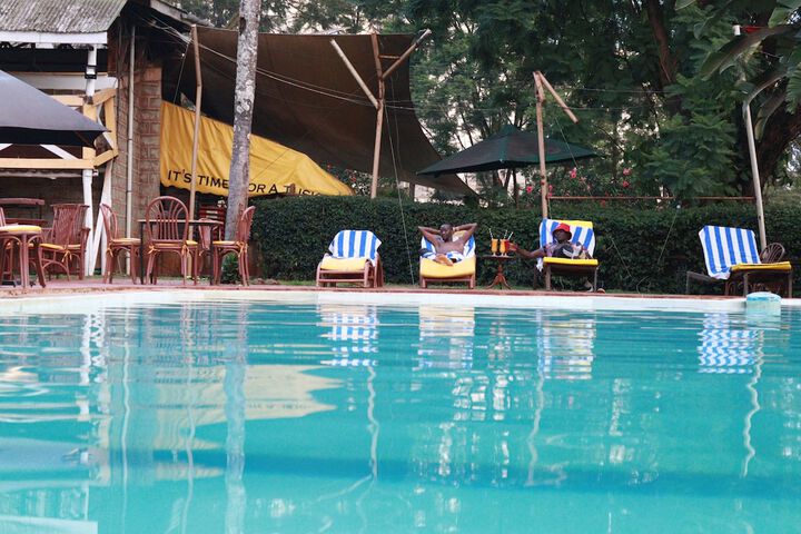 Pool 25 of 41
