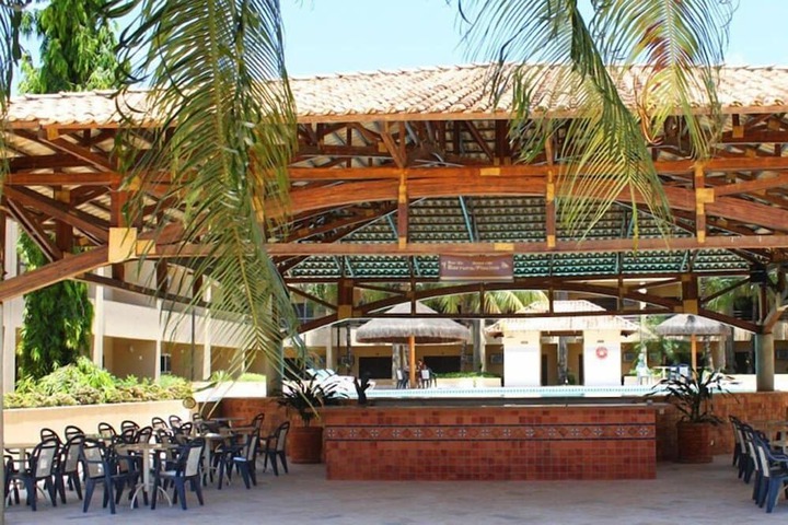 Hotel Pool