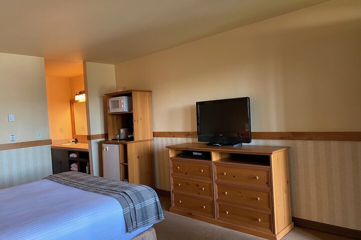 Room 14 of 100