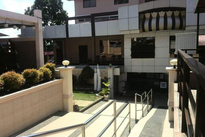 Exterior of Four Queens Resort