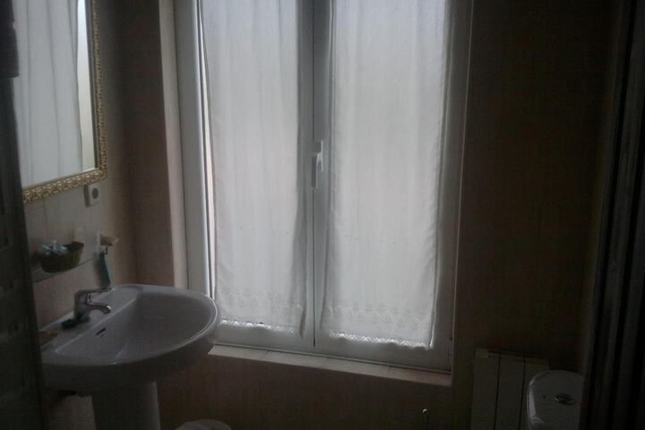 Room 34 of 57
