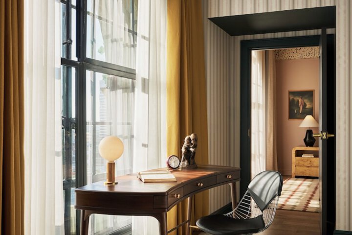 Room 47 of 190