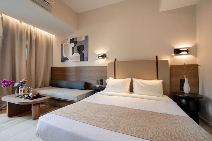 Room 27 of 105