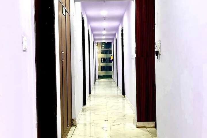 Hotel Star Inn