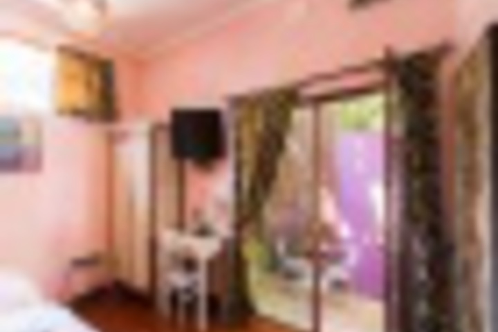 Room 195 of 252