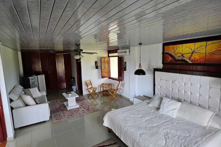 Room 7 of 38